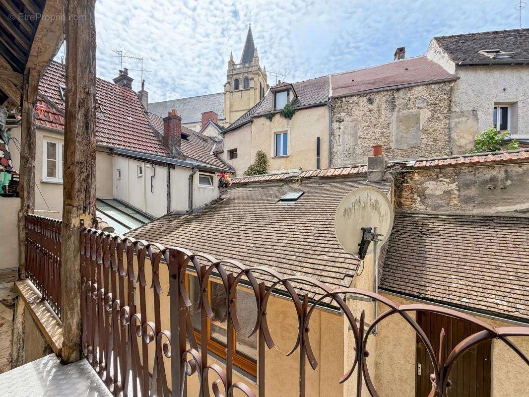 Maison à MONTFORT-L'AMAURY