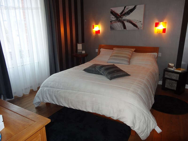 Maison Dinan  centre  4 chambres - photo 6