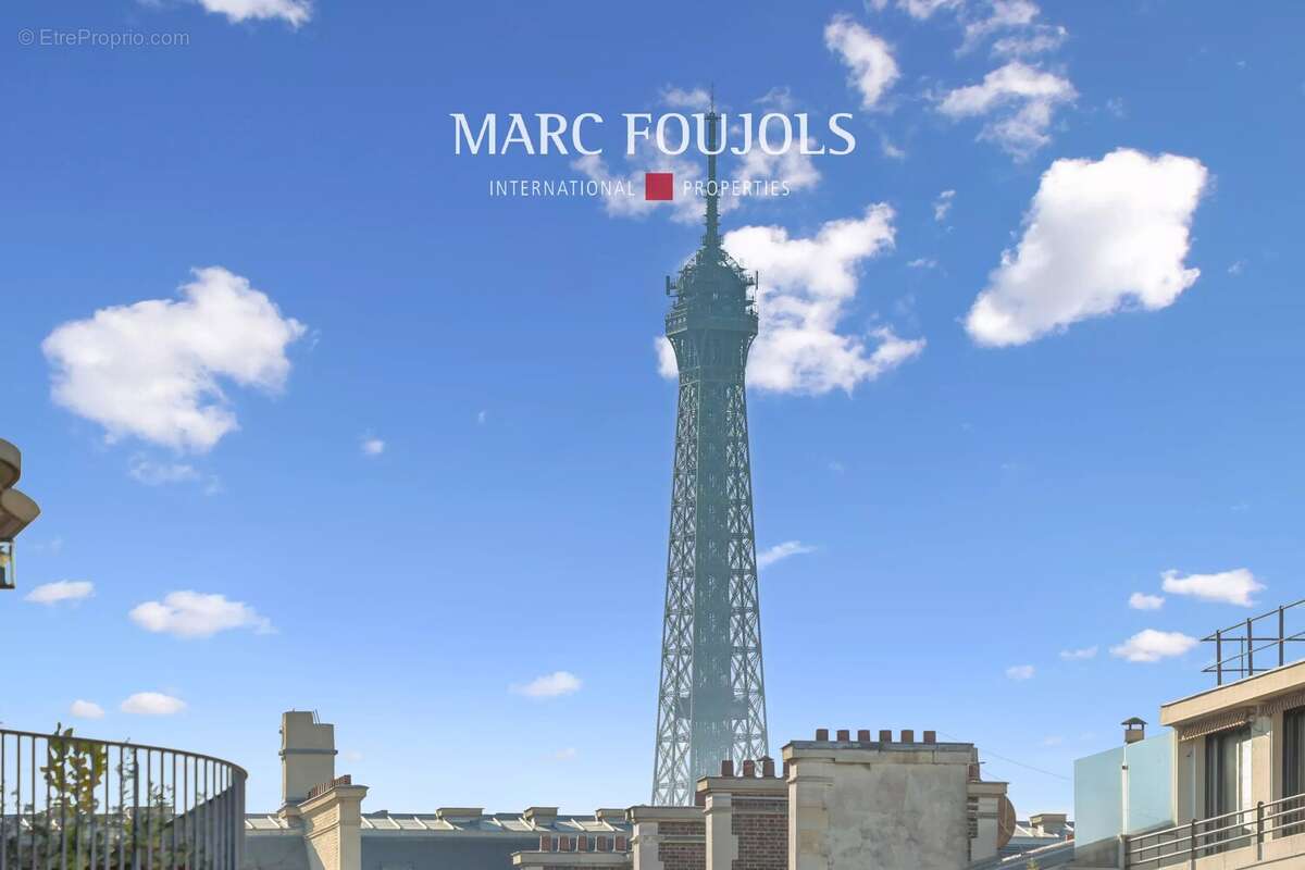 Appartement à PARIS-16E