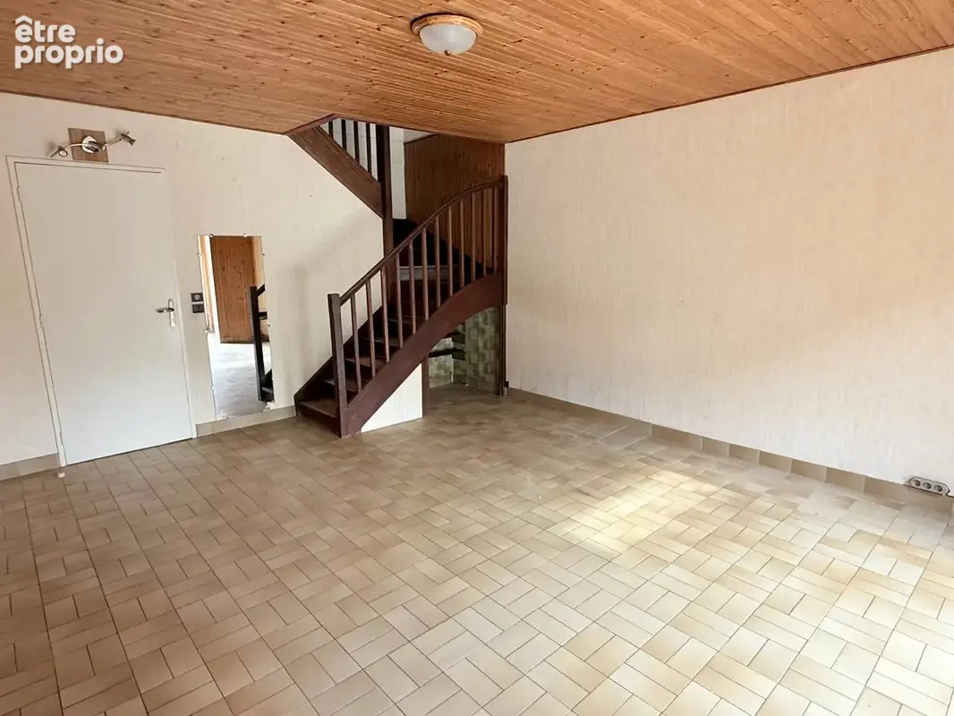 Maison - 6 pièces - photo 2