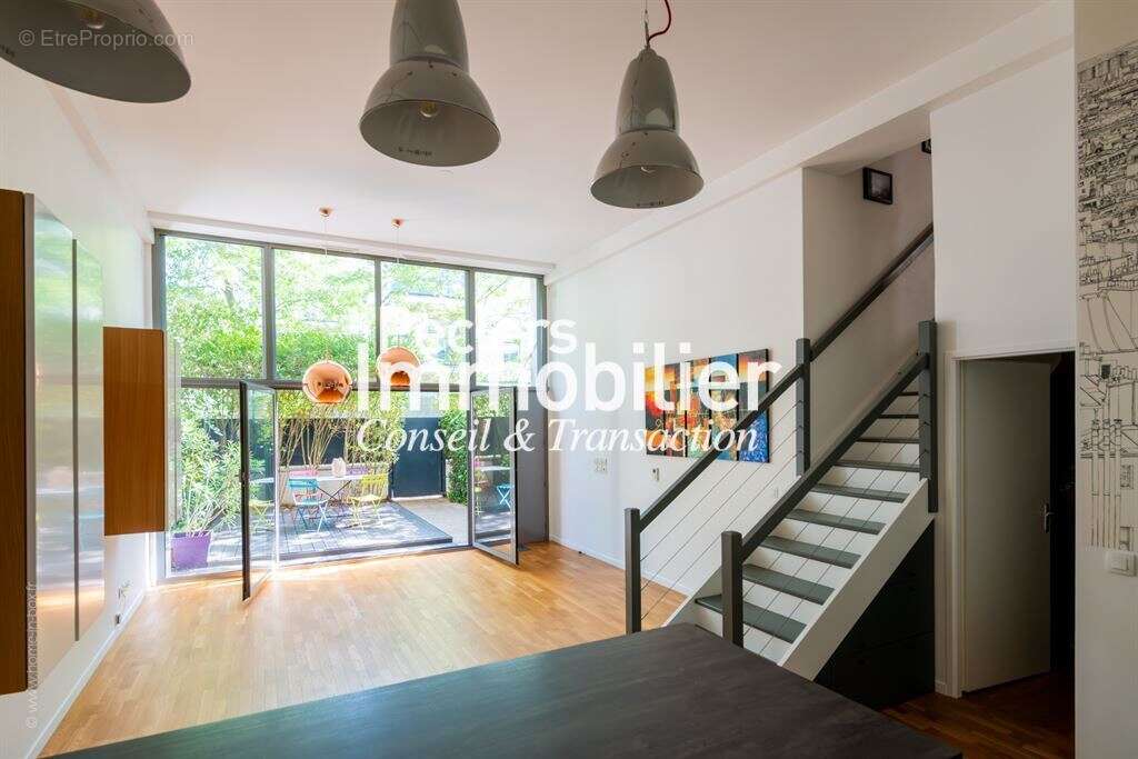 Loft familial d'exception de 112m2 avec terrasse et jardin  – nanterre centre ville - photo 3