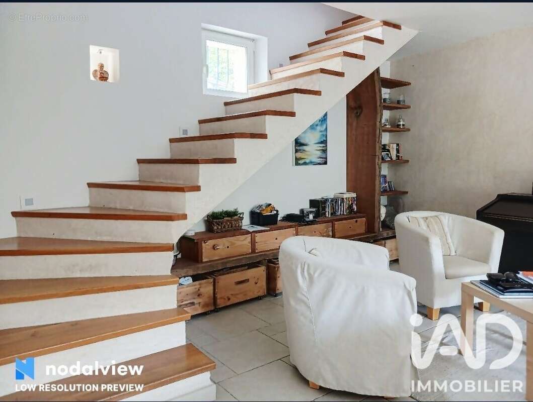 Maison 157 m² à Graveson  - photo 6