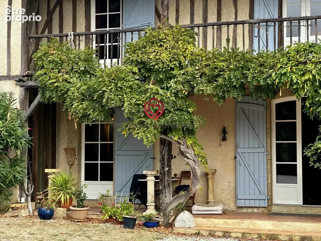 Magnifique maison rénovée au charme authentique à Miélan - photo 7