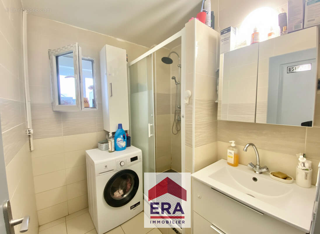 Appartement à SARTROUVILLE