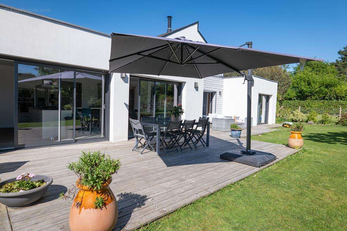 Villa contemporaine Saint-Armel 250 m2 - photo 14
