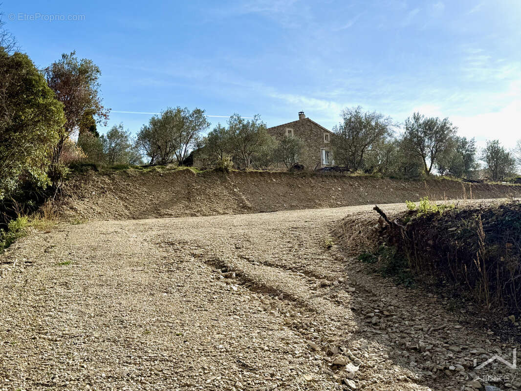 VENTEROL - À vendre, superbe terrain de 1 419 m2 en Drôme Provençale - photo 12