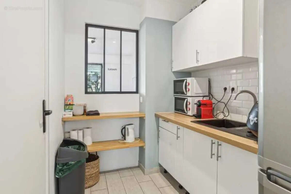 Commerce à ISSY-LES-MOULINEAUX