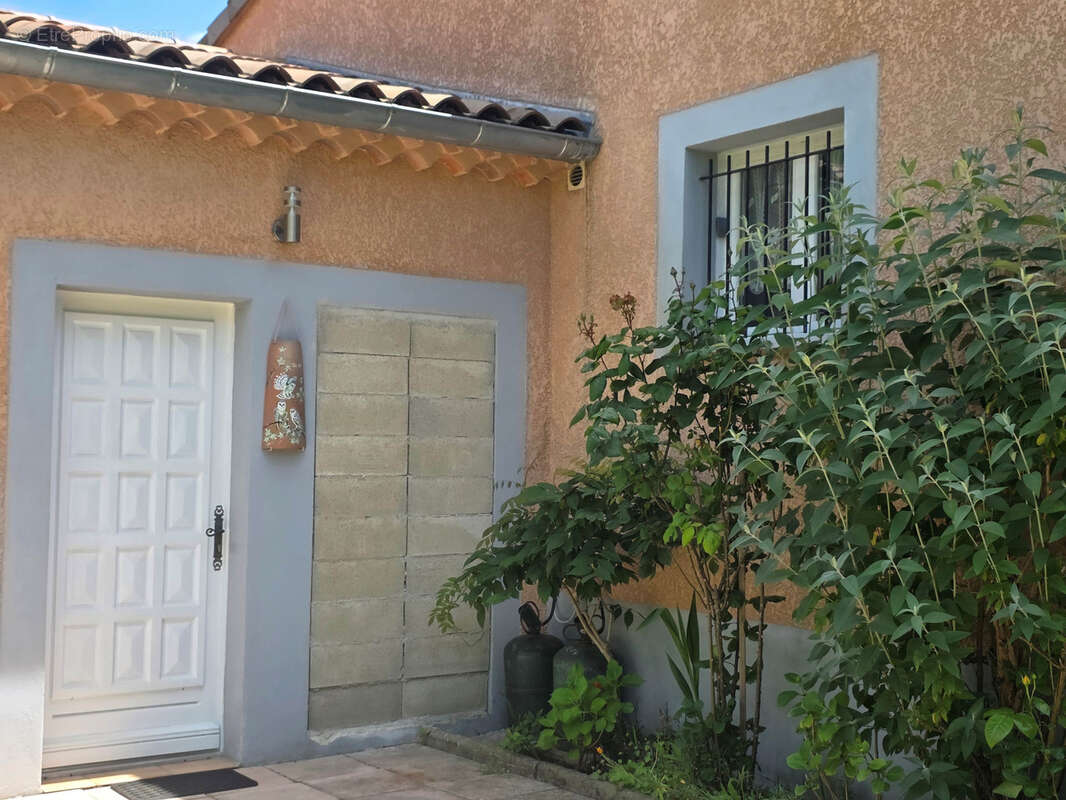 Maison à MONTPEZAT-SOUS-BAUZON