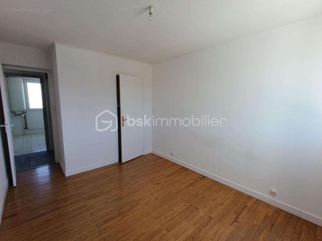 Appartement à RIVES