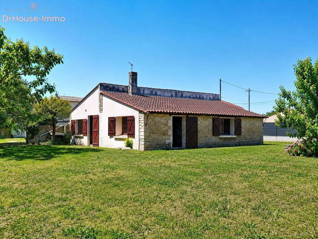 Maison 180 m² à Etauliers  - photo 6