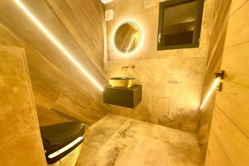 Maison à SAINT-JULIEN-EN-BORN