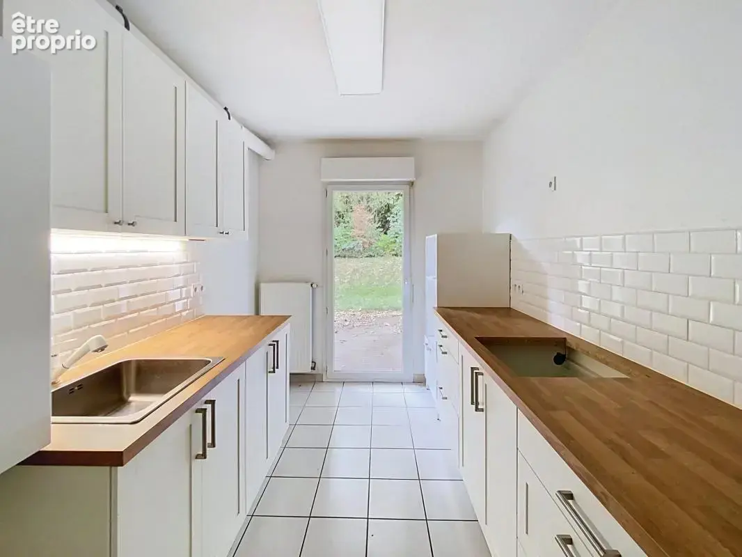 Beau T4 en rez-de-jardin - photo 3