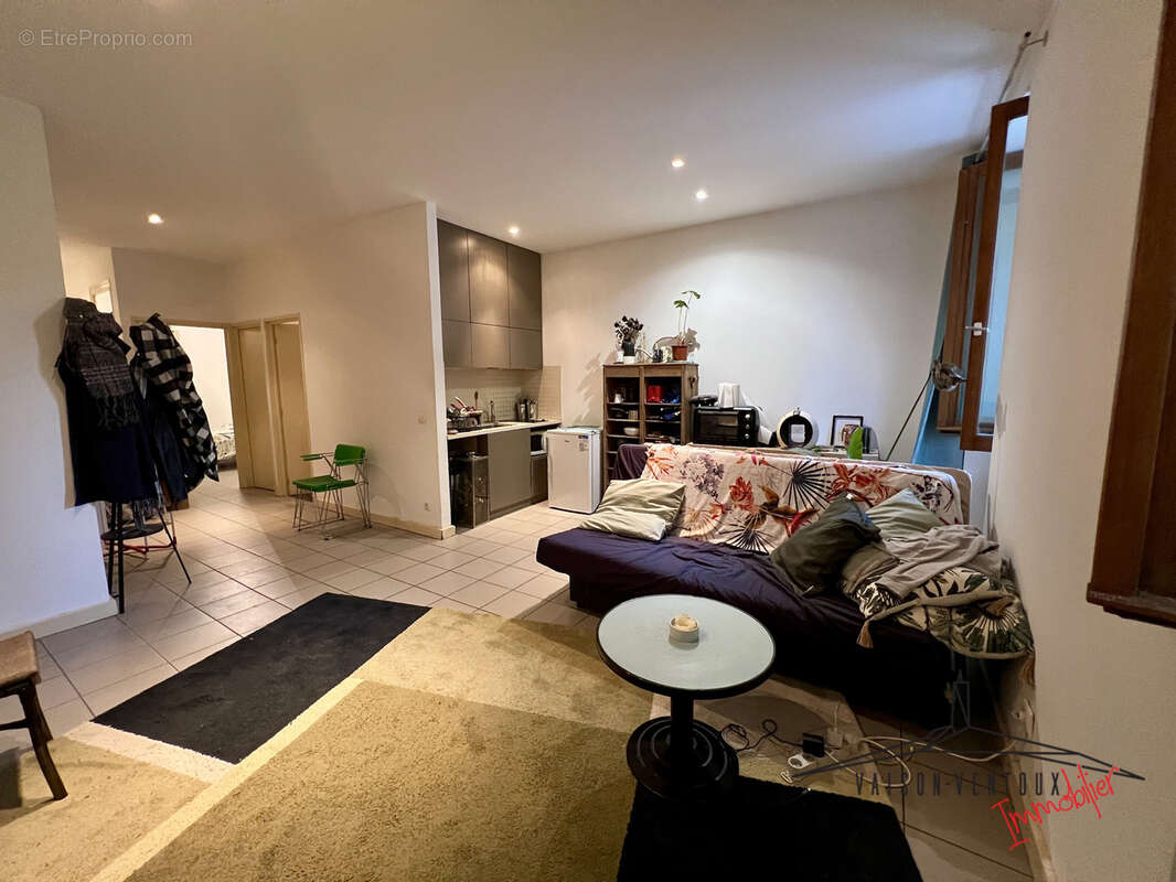 Appartement à VAISON-LA-ROMAINE