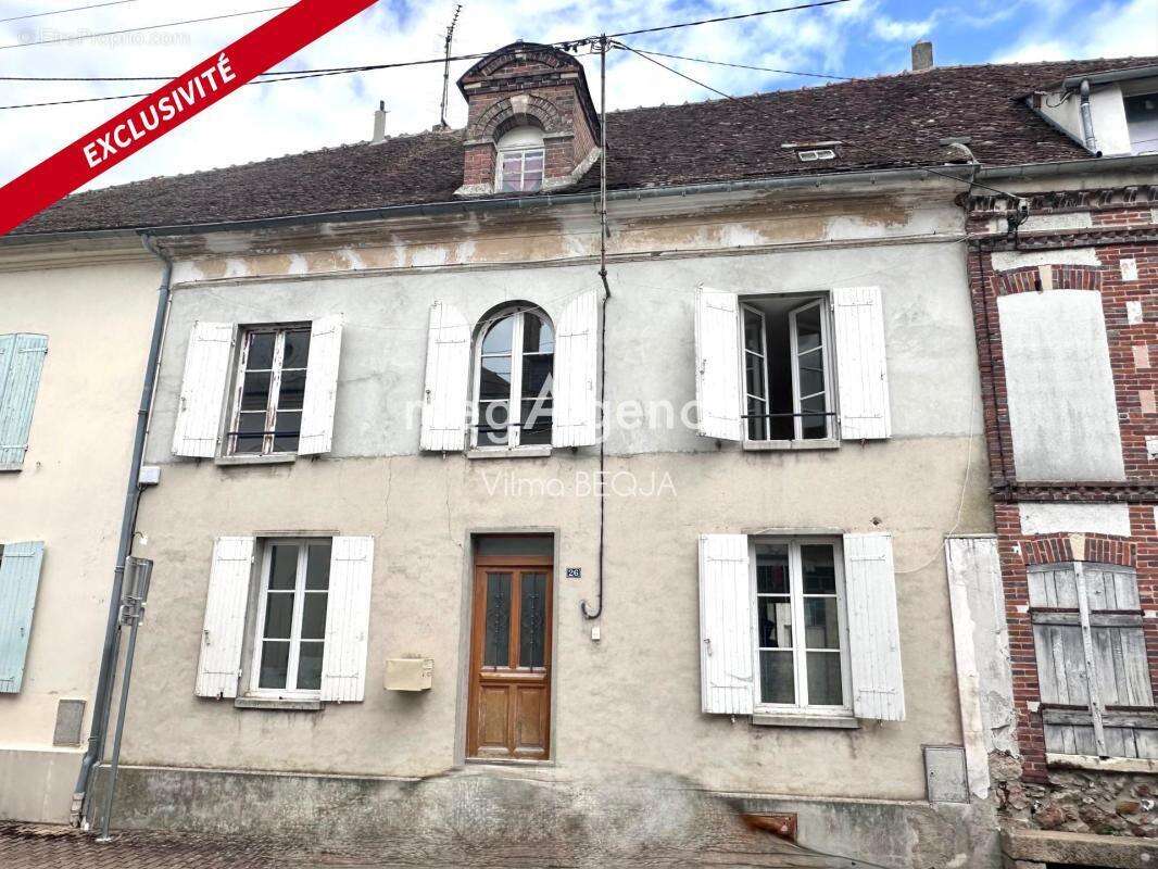 Maison à TRAINEL