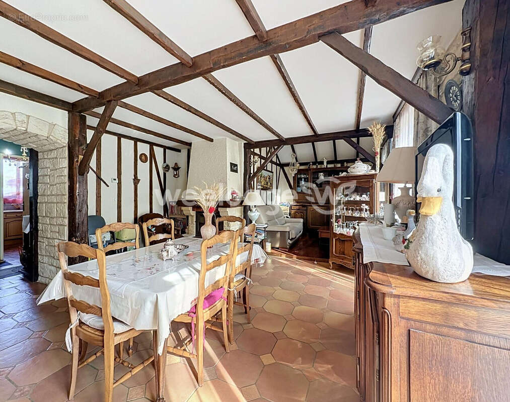 Maison 90 m² à Jouy-Le-Moutier  - photo 2