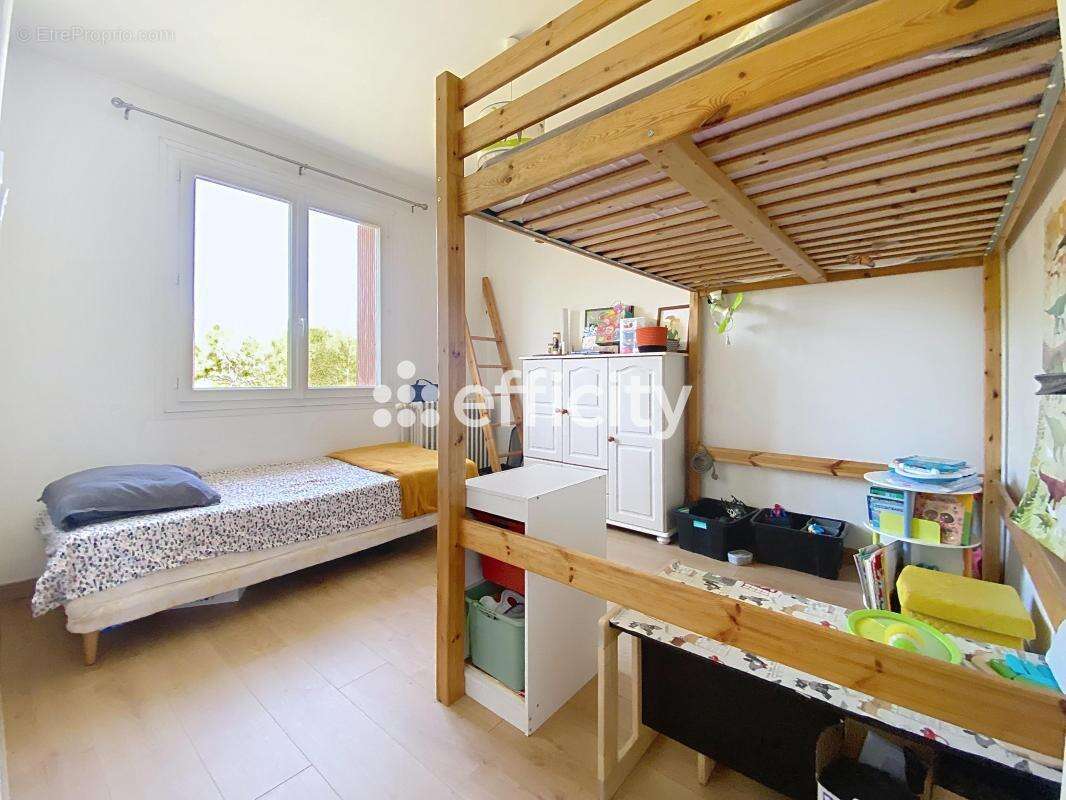 Maison à SAINT-MAURICE-SUR-FESSARD