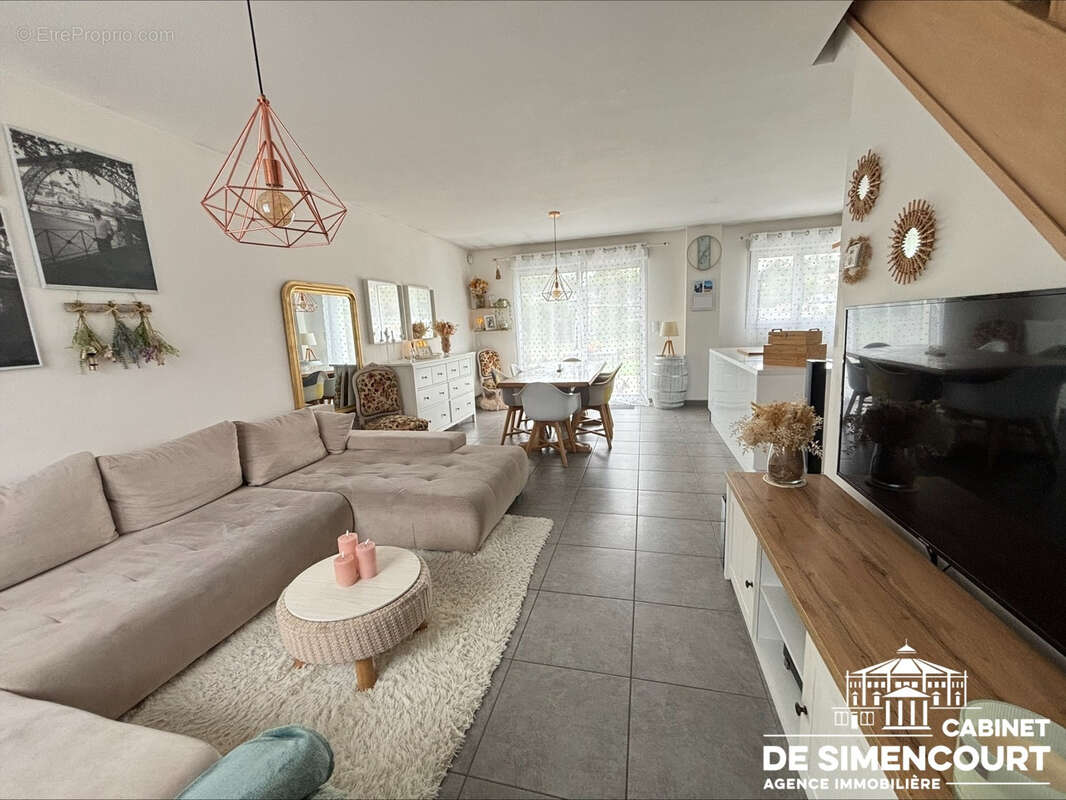 Maison à HEUCOURT-CROQUOISON