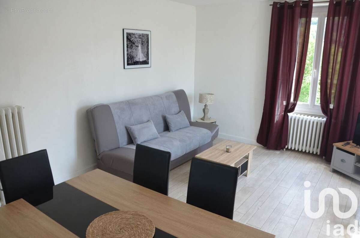 Photo 8 - Appartement à CHAMBON-SUR-VOUEIZE