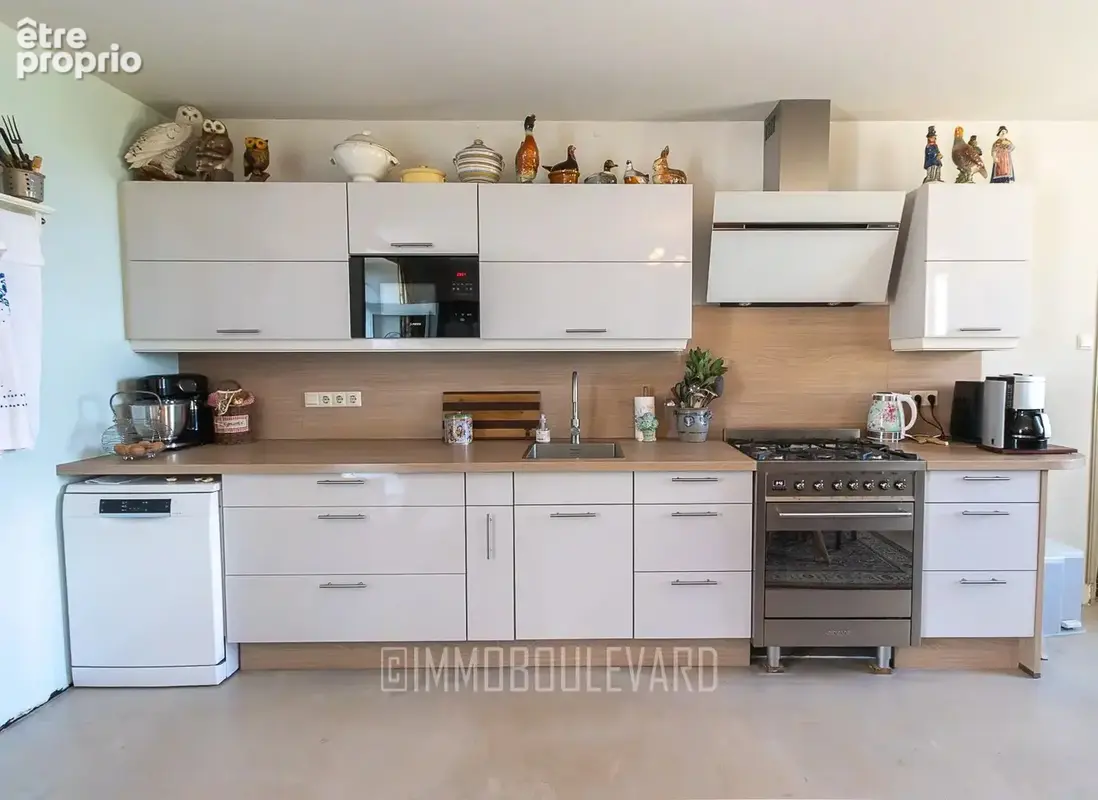 À vendre : maison avec 3 granges et beau potentiel (23) - photo 9