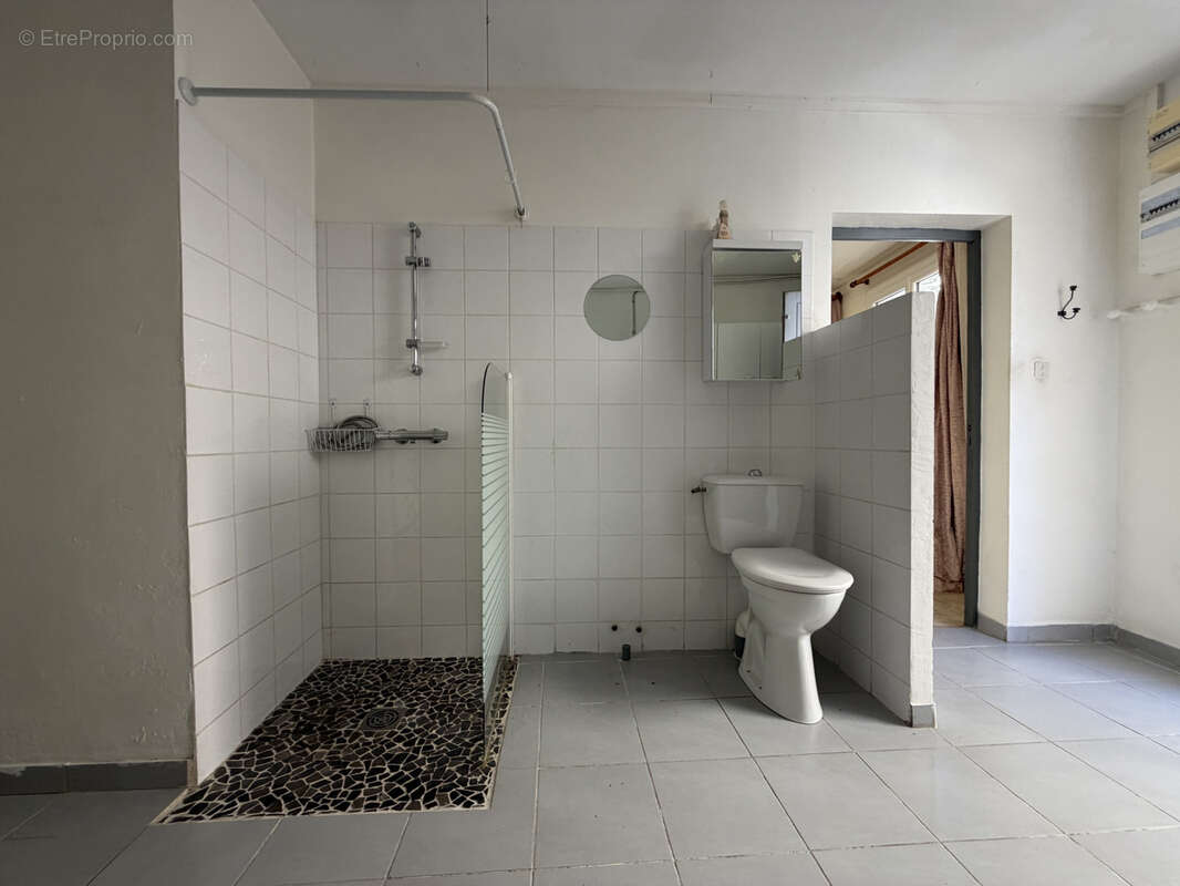 Maison à CADEROUSSE