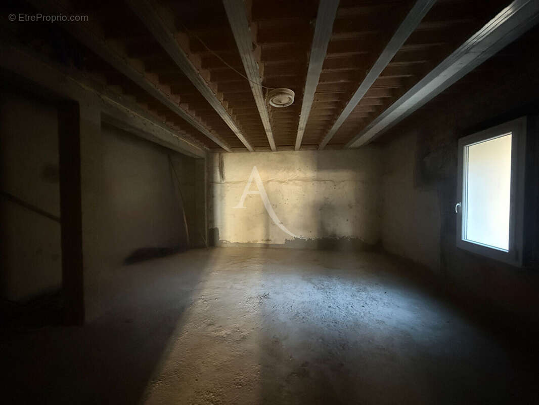 Appartement à GINASSERVIS