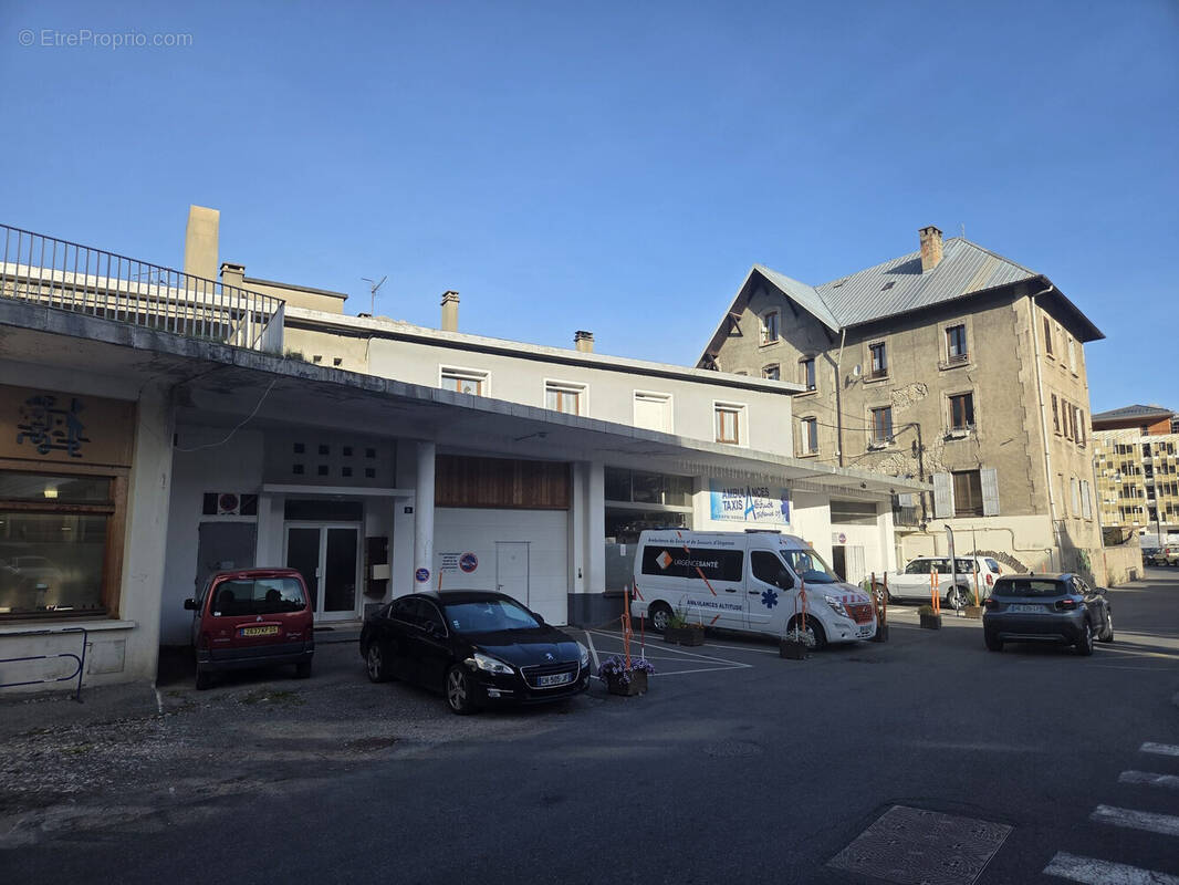 Commerce à BRIANCON