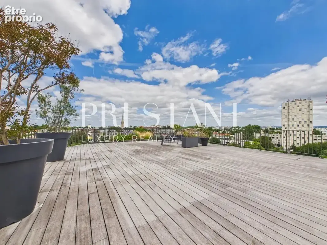 Bordeaux Caudéran - Appartement d'exception en dernier étage - 188m2 de terrasses - Vue panoramique sur Bordeaux - photo 13