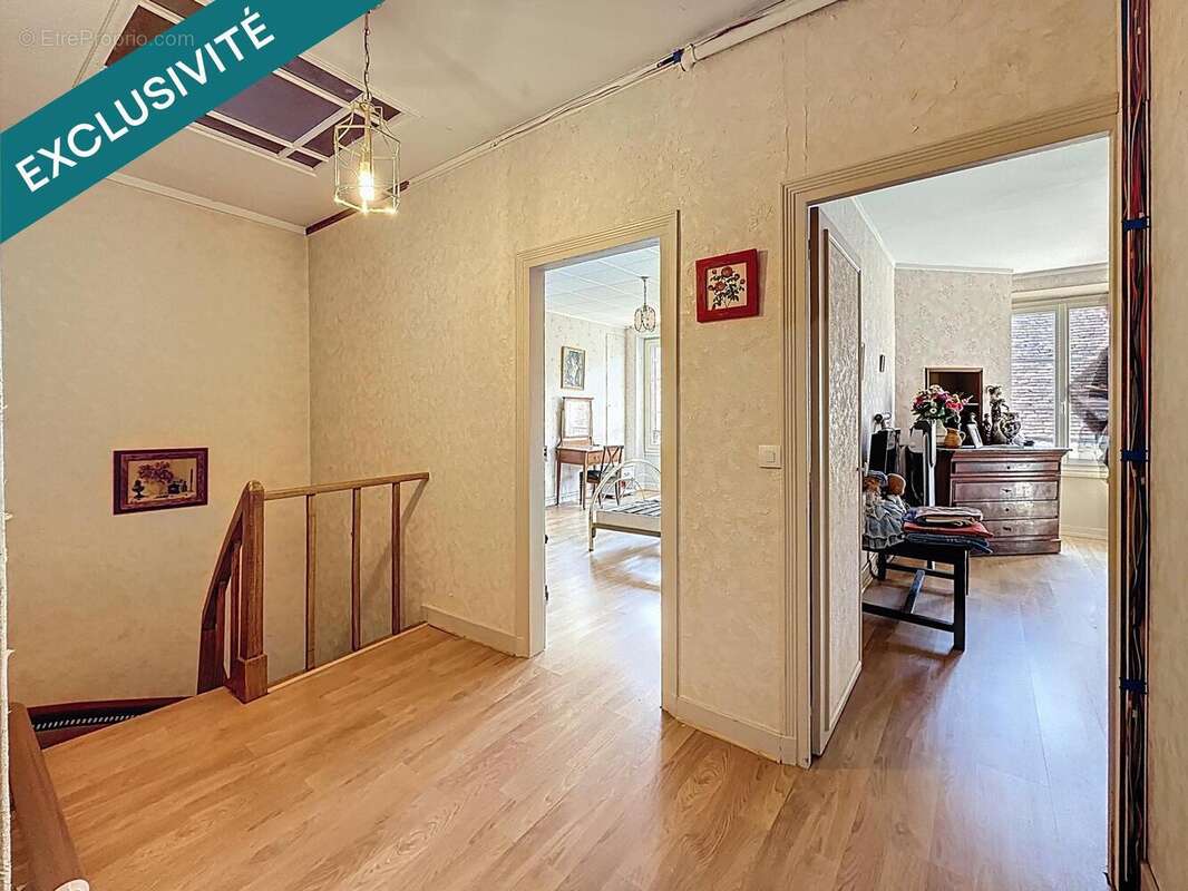 Photo 8 - Maison à VILLENEUVE-SUR-YONNE