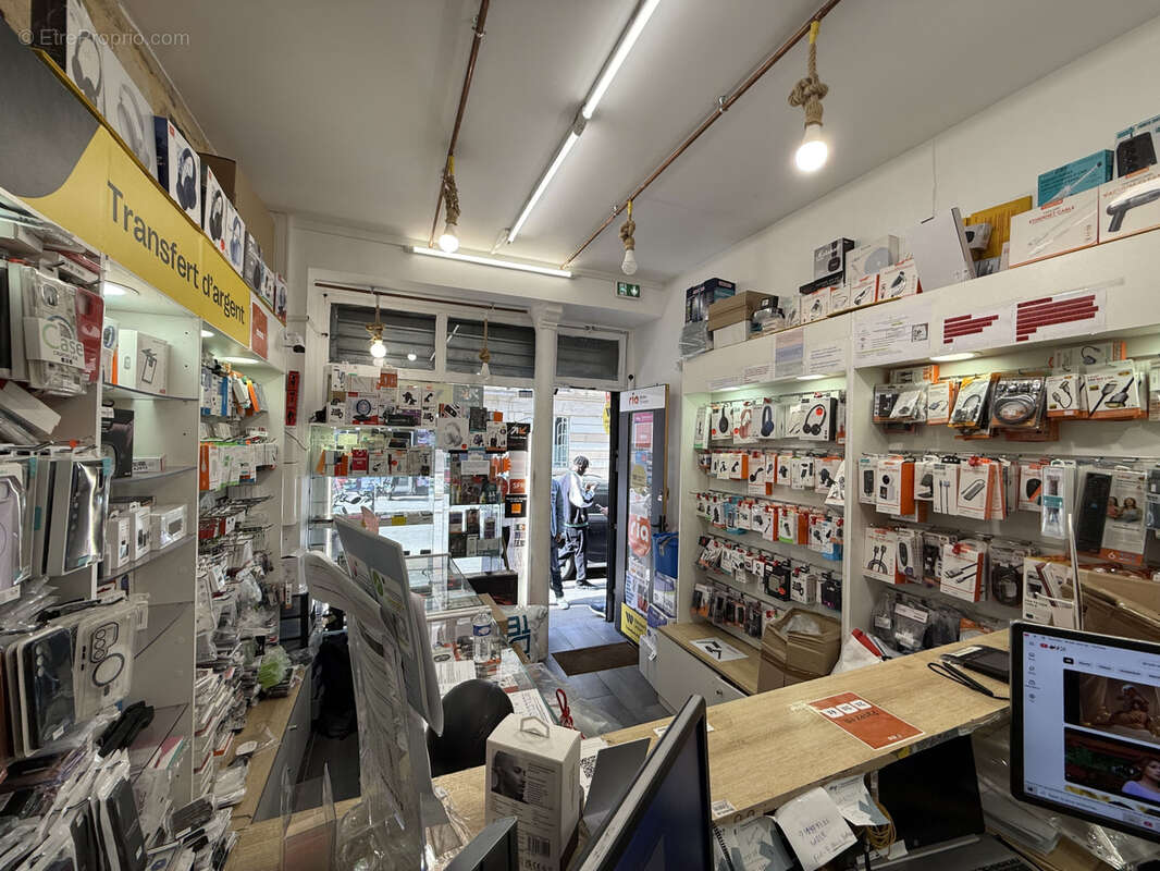 Commerce à PARIS-18E