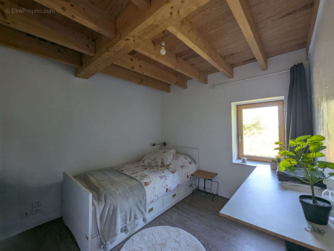 Maison à BAGUER-PICAN