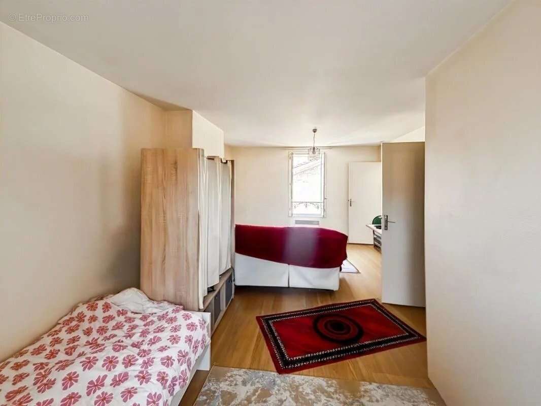 À vendre – T1 bis au cœur historique de Périgueux - photo 2
