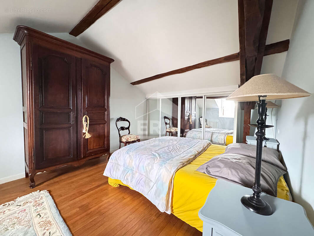 Maison à SAINT-ASTIER