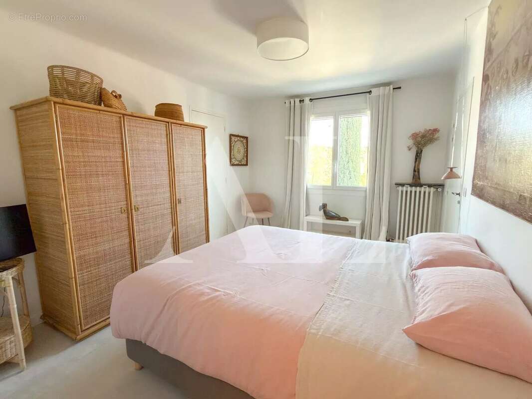 Elegante villa golfe juan vue mer - photo 10