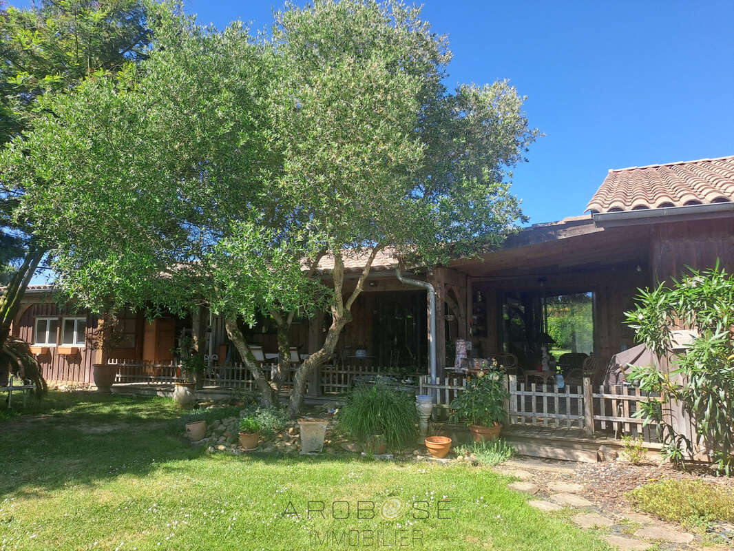 Maison à BUZET-SUR-BAISE