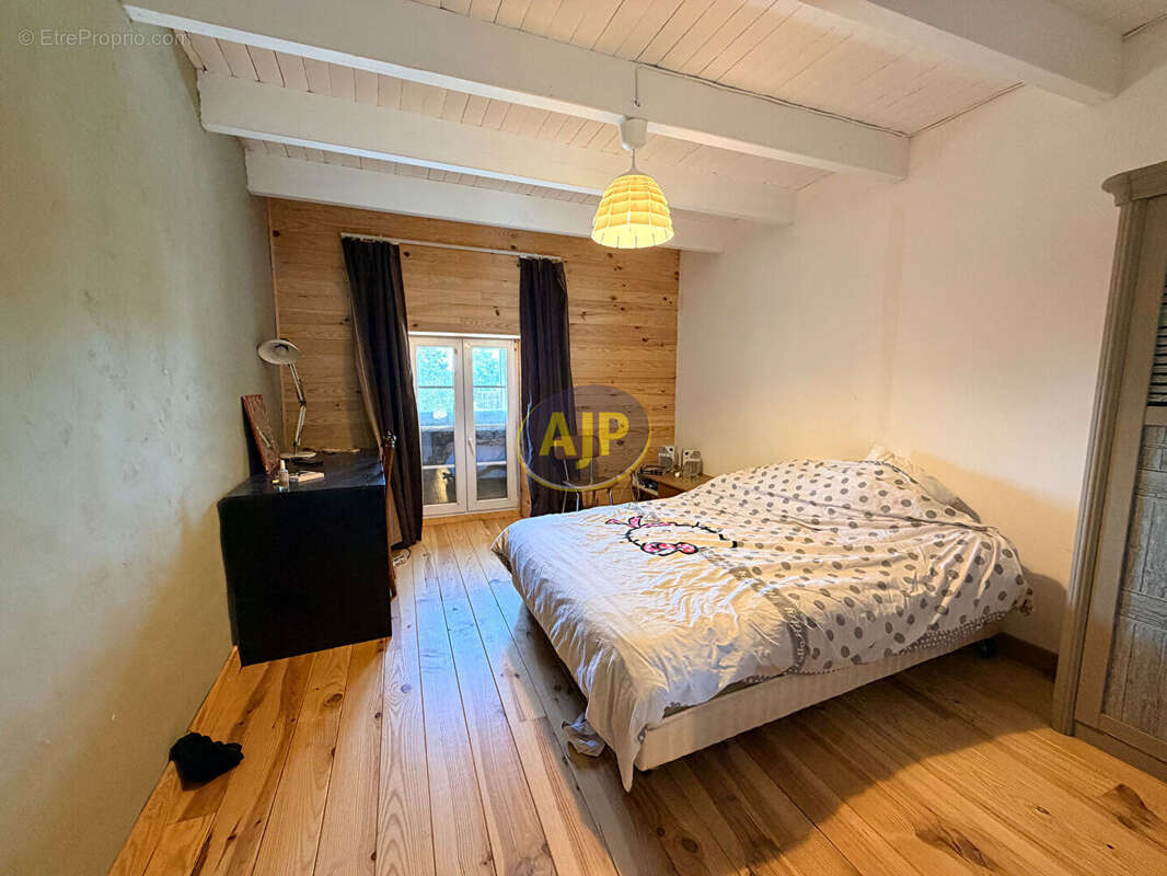 Deux maison d'habitation 7 pièces - Bourg de Sainte Anne sur Vilaine - photo 3