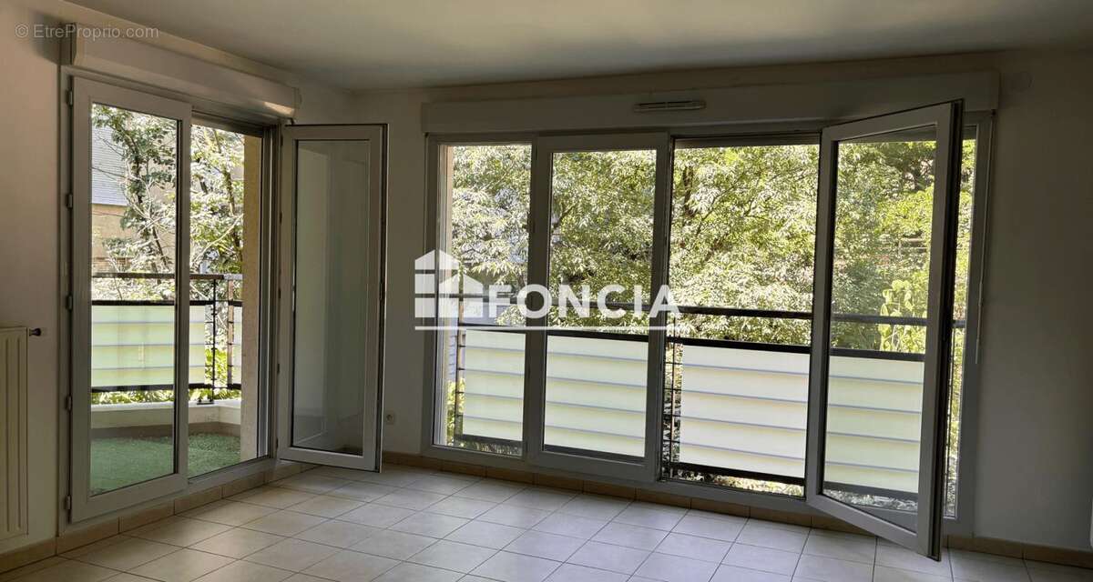 Appartement à CALUIRE-ET-CUIRE