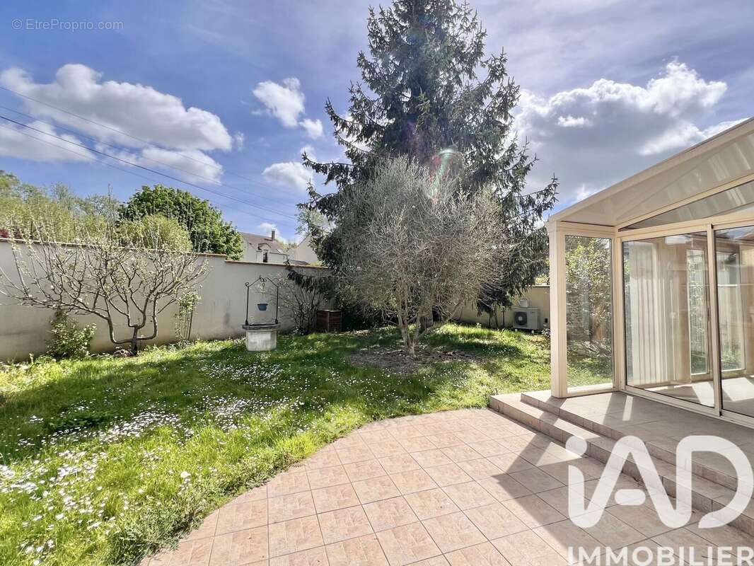 Maison 104 m² à Saint-Fargeau-Ponthierry  - photo 5