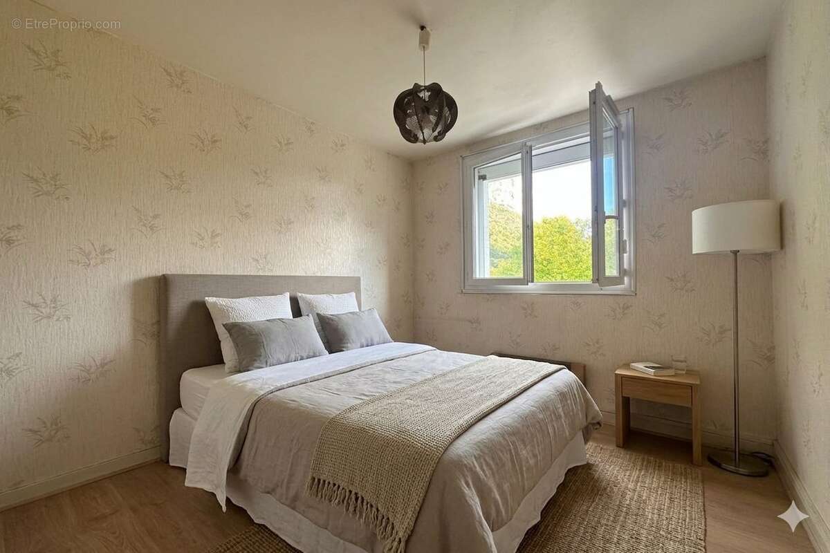 Appartement à SAINT-EGREVE