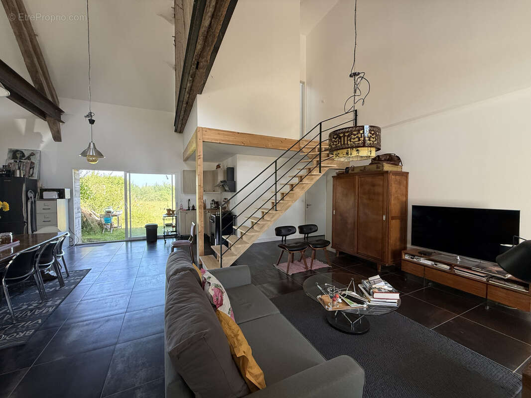 Maison à PIERREFITTE-ES-BOIS