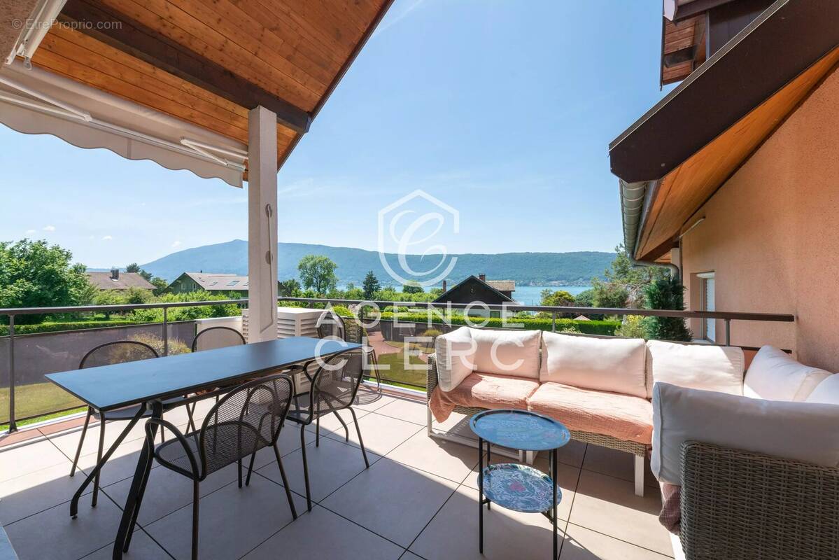Appartement à VEYRIER-DU-LAC