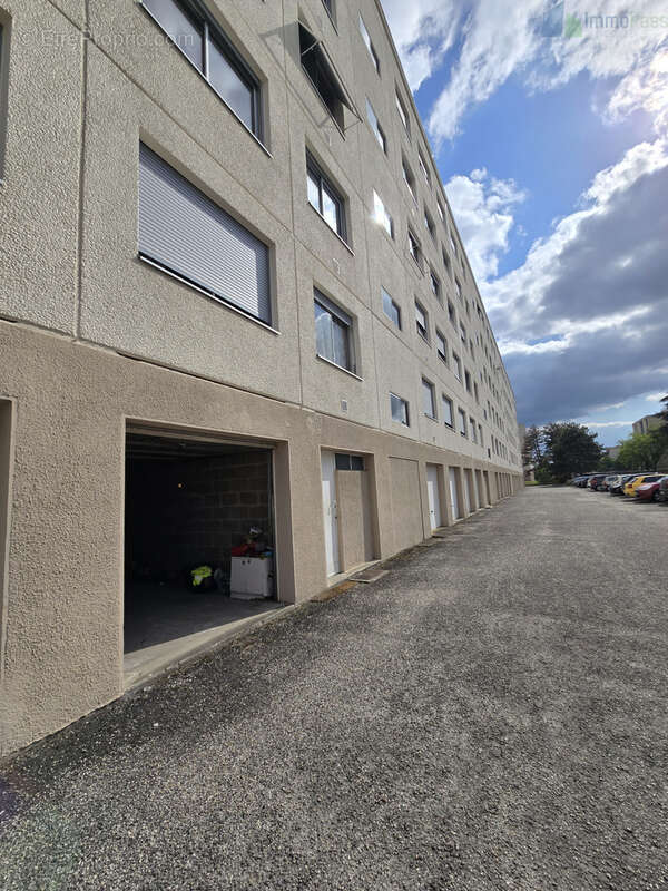 Appartement à LYON-8E