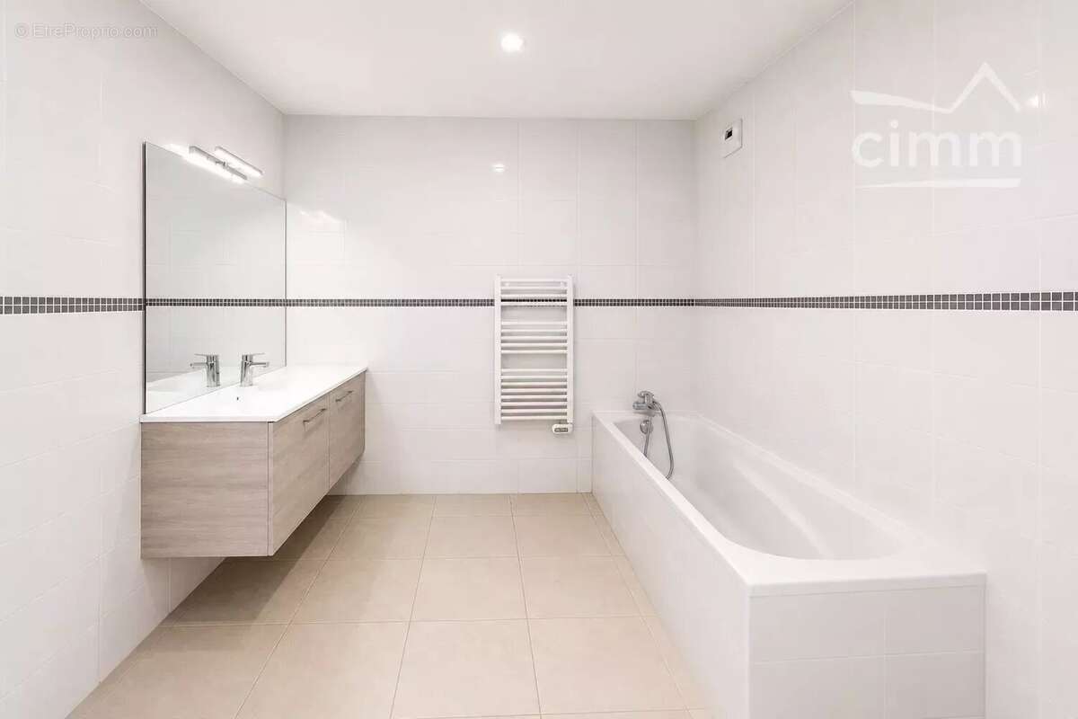 Appartement à LYON-9E