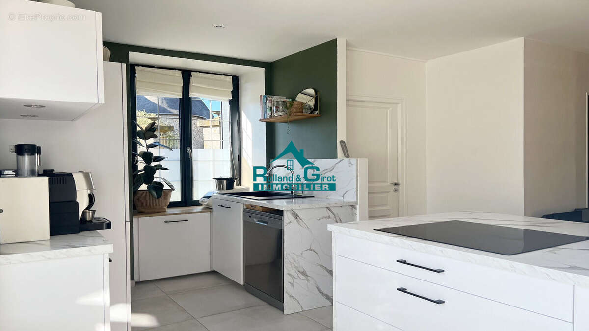 Maison à SAINT-MEDARD-SUR-ILLE