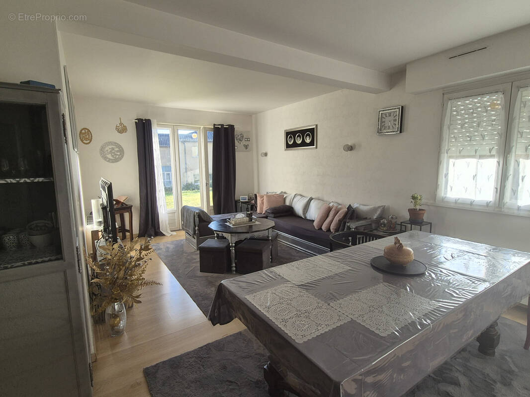 Appartement à VILLEFRANCHE-DE-ROUERGUE