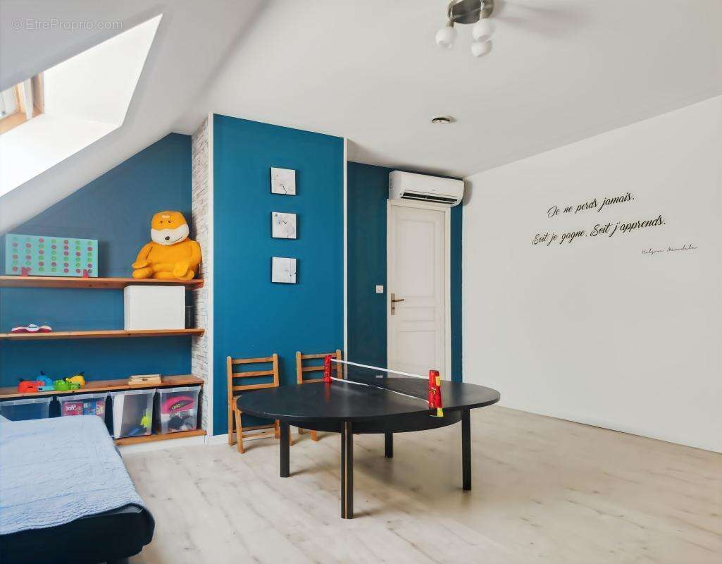 Coup de cœur familial : 200 m² à Chanteau - photo 8