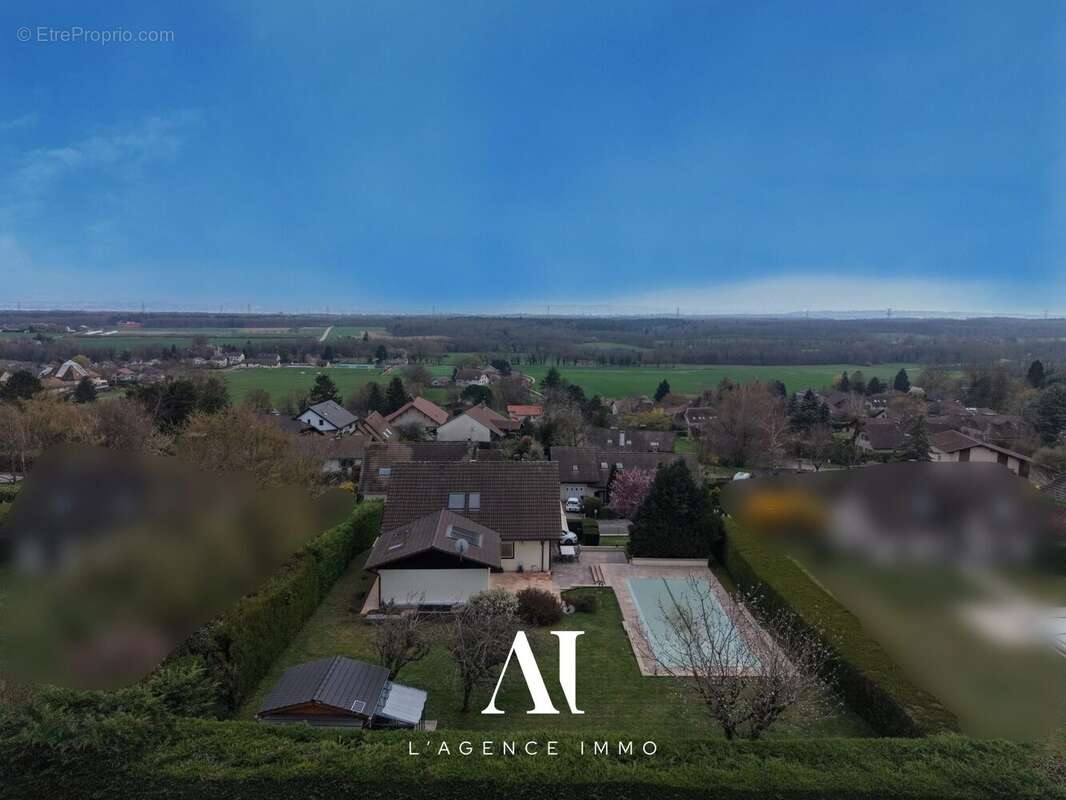Maison à SAUVERNY