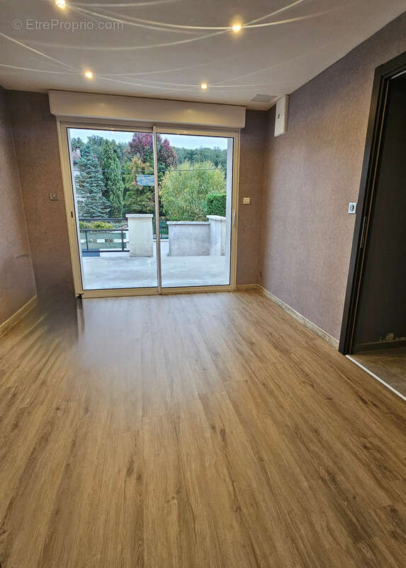 Maison à SATOLAS-ET-BONCE