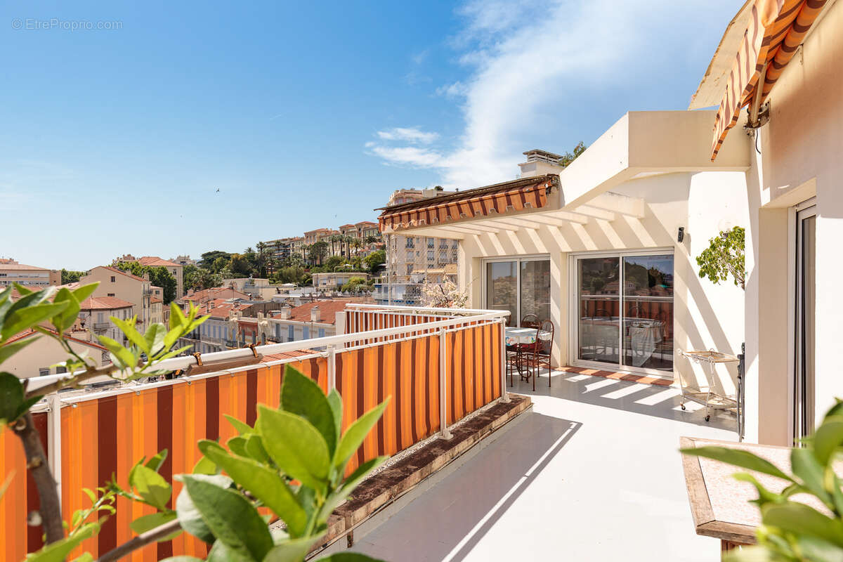 Appartement à CANNES