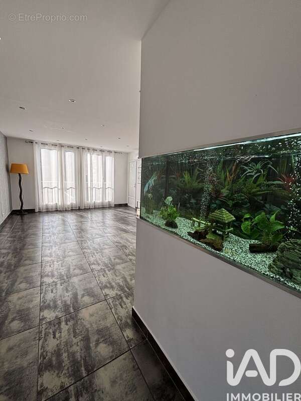 Photo 2 - Appartement à MARSEILLE-10E