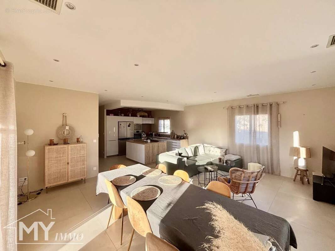 Maison à VILLENEUVE-LES-MAGUELONE